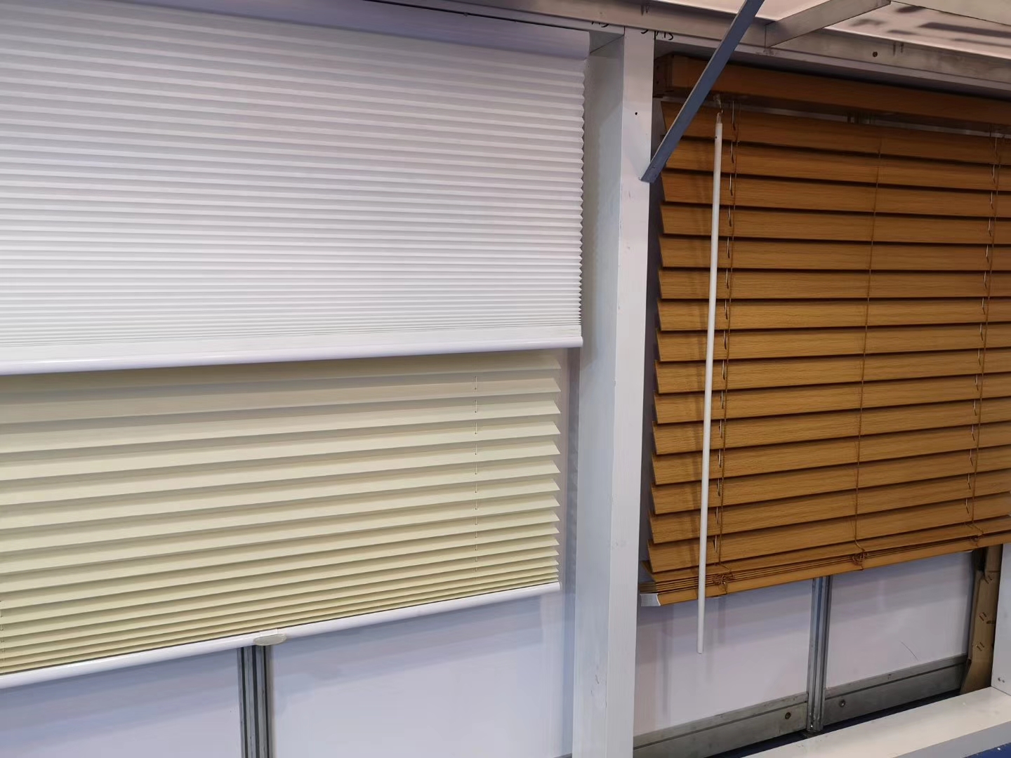 pleated blinds 